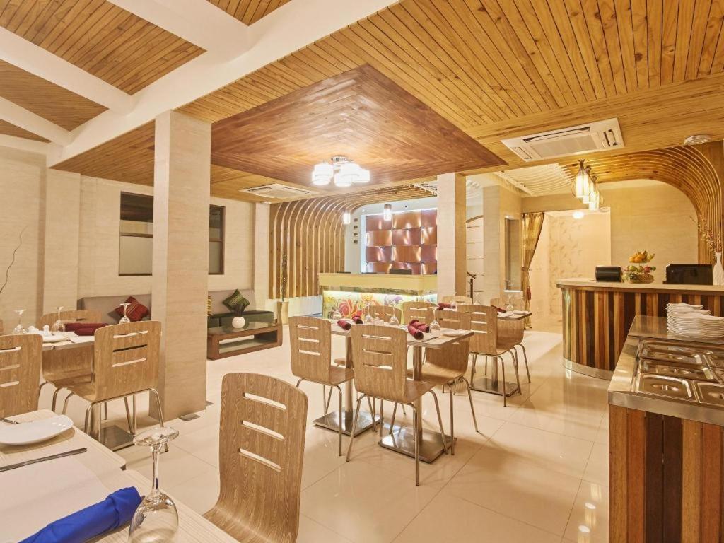 Lonuveli Hotel Hulhumale Exterior foto