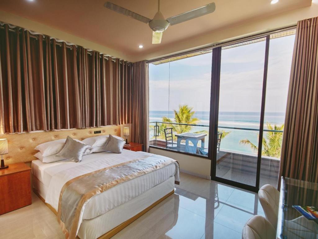 Lonuveli Hotel Hulhumale Exterior foto