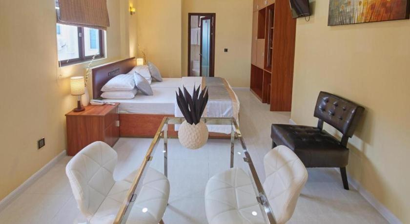 Lonuveli Hotel Hulhumale Exterior foto